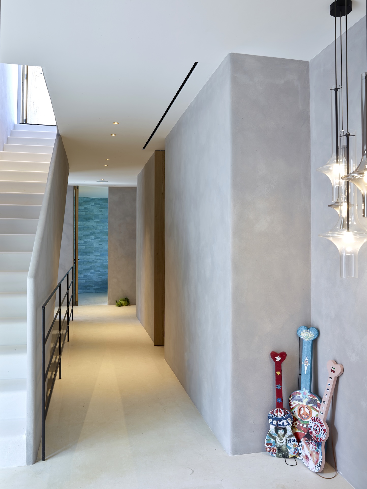 Resa Estates Ibiza koop sale Cala Moli villa seaviews modern hallway 2.jpg